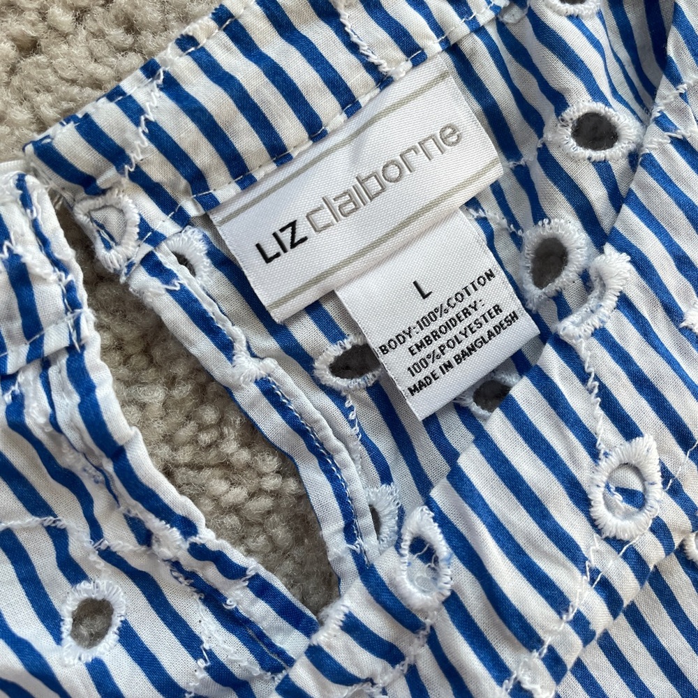 Liz Claiborne Stripe Eyelet Top Large Blue White Cut-Out Seersucker Embroidery - Picture 2 of 9